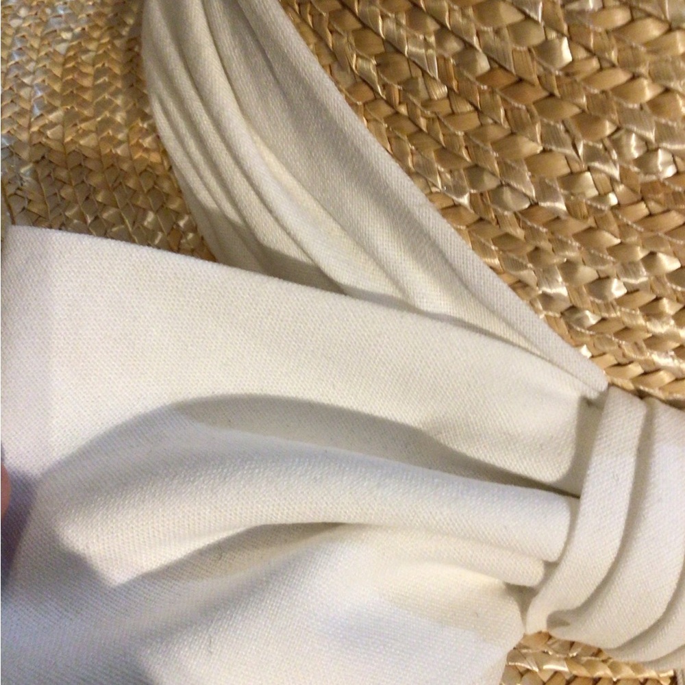 NEW! RARE Wyeth Straw Sun Hat with White Bow - Picture 3 of 5